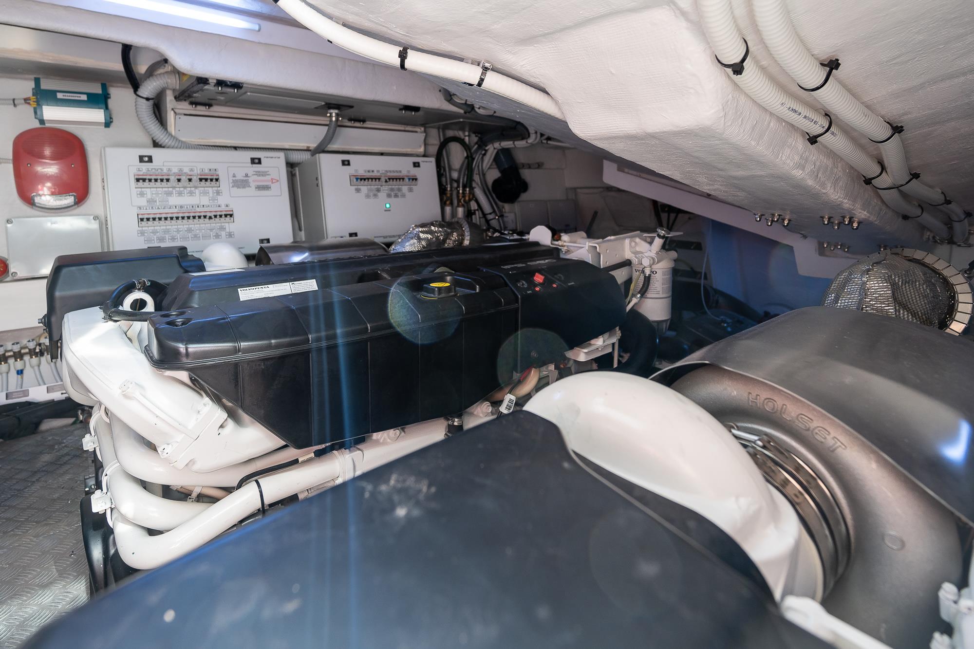 2023 PERSHING 5X IPS 